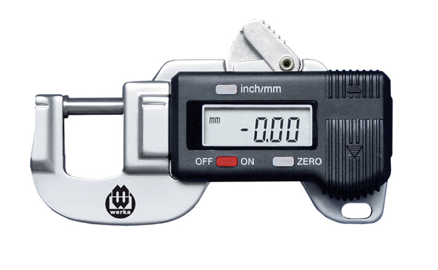 Digital thickness gauge